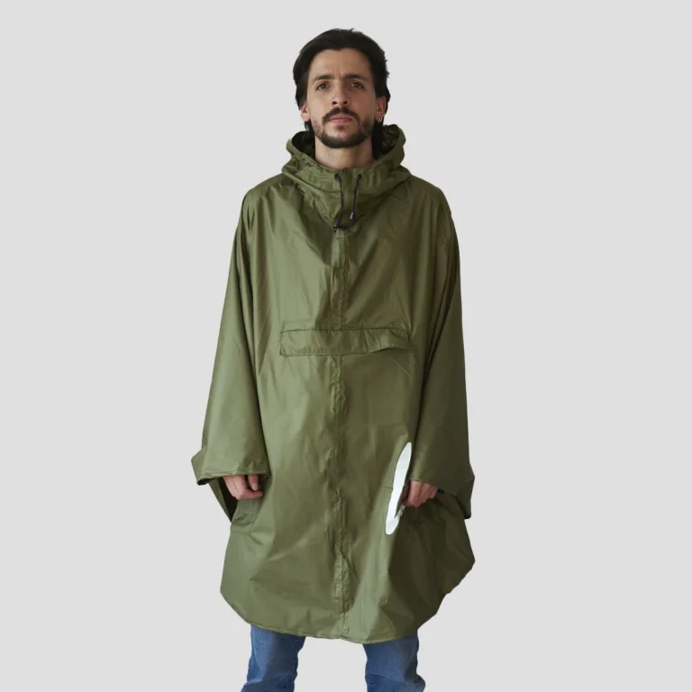 Poncho impermeable resistente lluvia