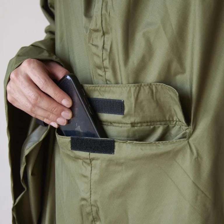 Poncho impermeable resistente lluvia
