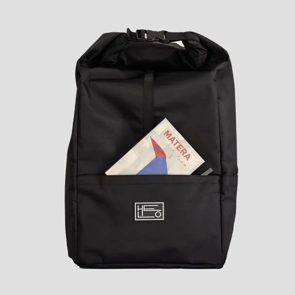 Argo-negra-fondo-gris-005 copia
