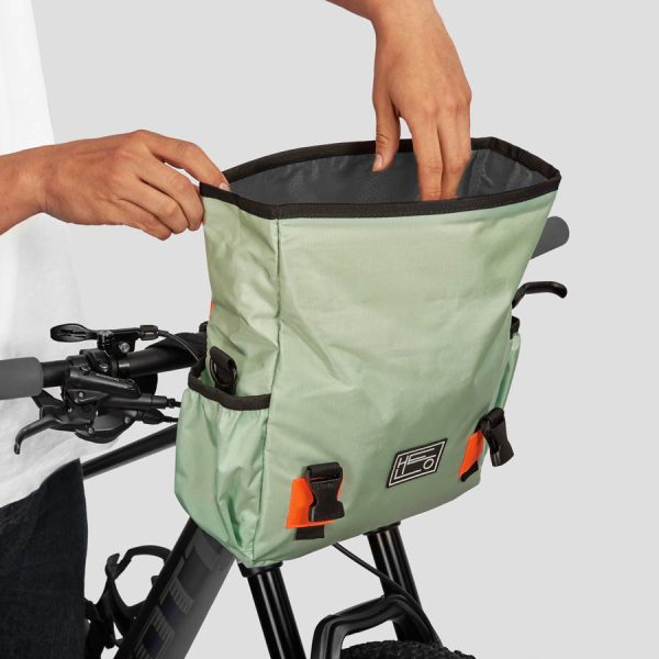 Elka-menta-fondo-gris-004 forro negro