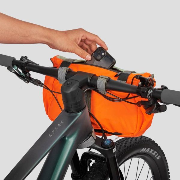 bikepacking alforja manubrio bicicleta