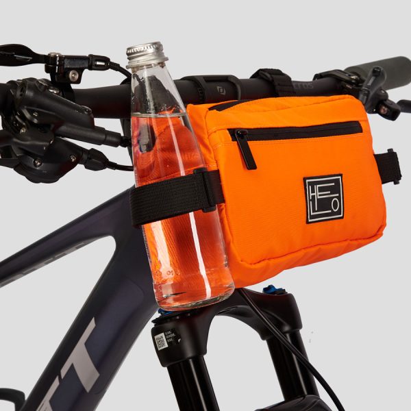 Fatty-naranja-fondo-gris-002